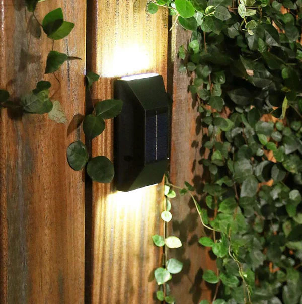 Set 2 Lampi Solare De Perete, 6 LED-uri Puternice si Senzor Crepuscular, Rezistente la Intemperii