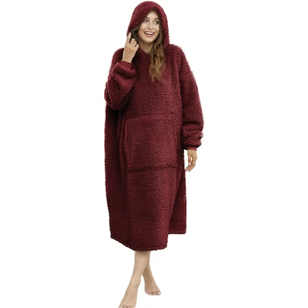 1+1 CADOU: Patura cu maneci CozyGirl, gluga si buzunar, poliester, marime universala