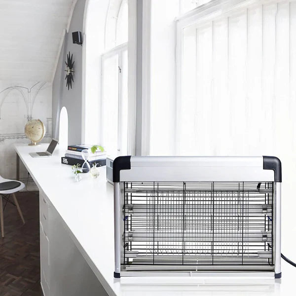 Capcana Electrica Pentru Insecte, Cu 2 Neoane UV, Putere 60W, Tavita Pentru Colectare