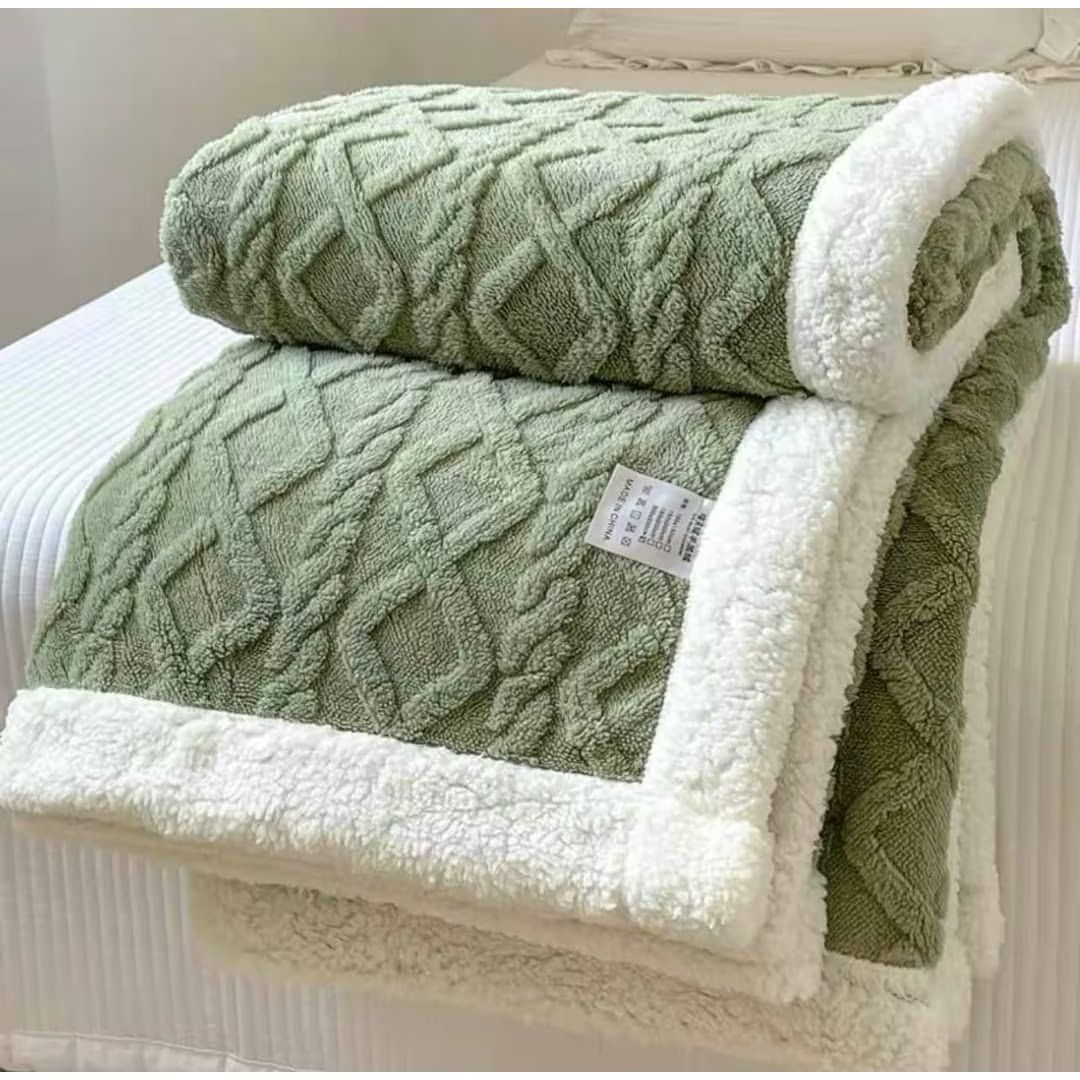 MODEL NOU: Patura Cocolino Groasa Dubla, Super Soft, Tip Tricotaj, cu Blanita, 200 x 230 cm